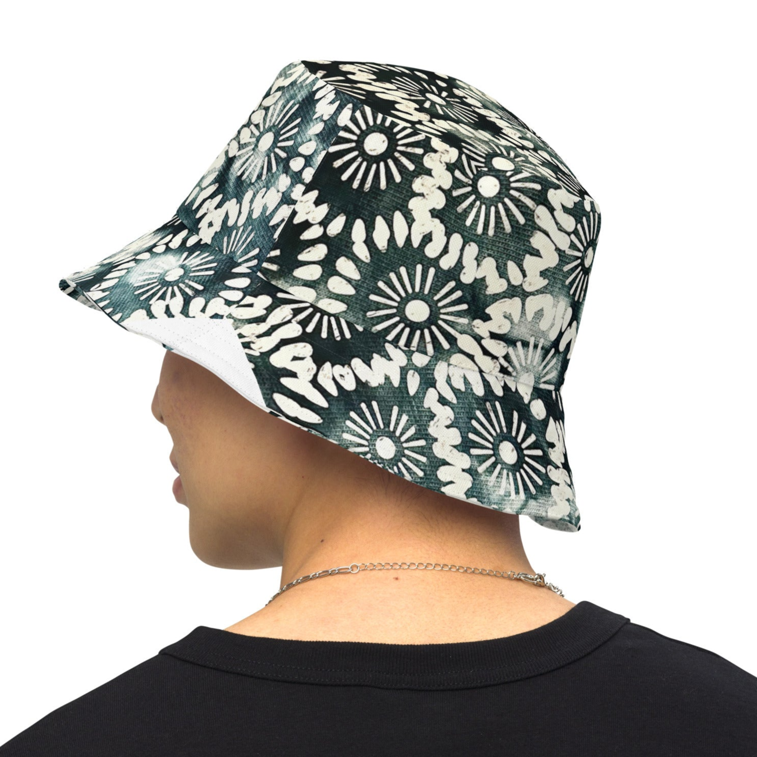 Reversible bucket hat