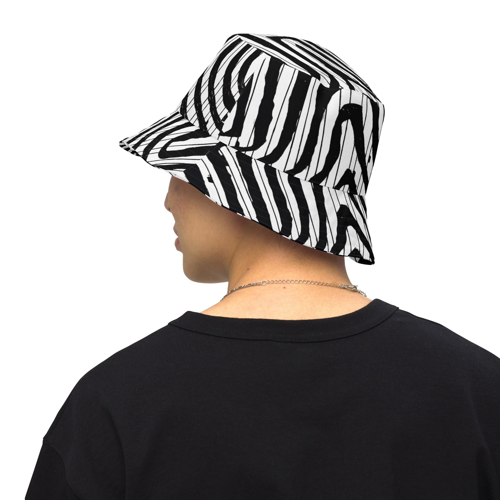 Flow Reversible Bucket Hat