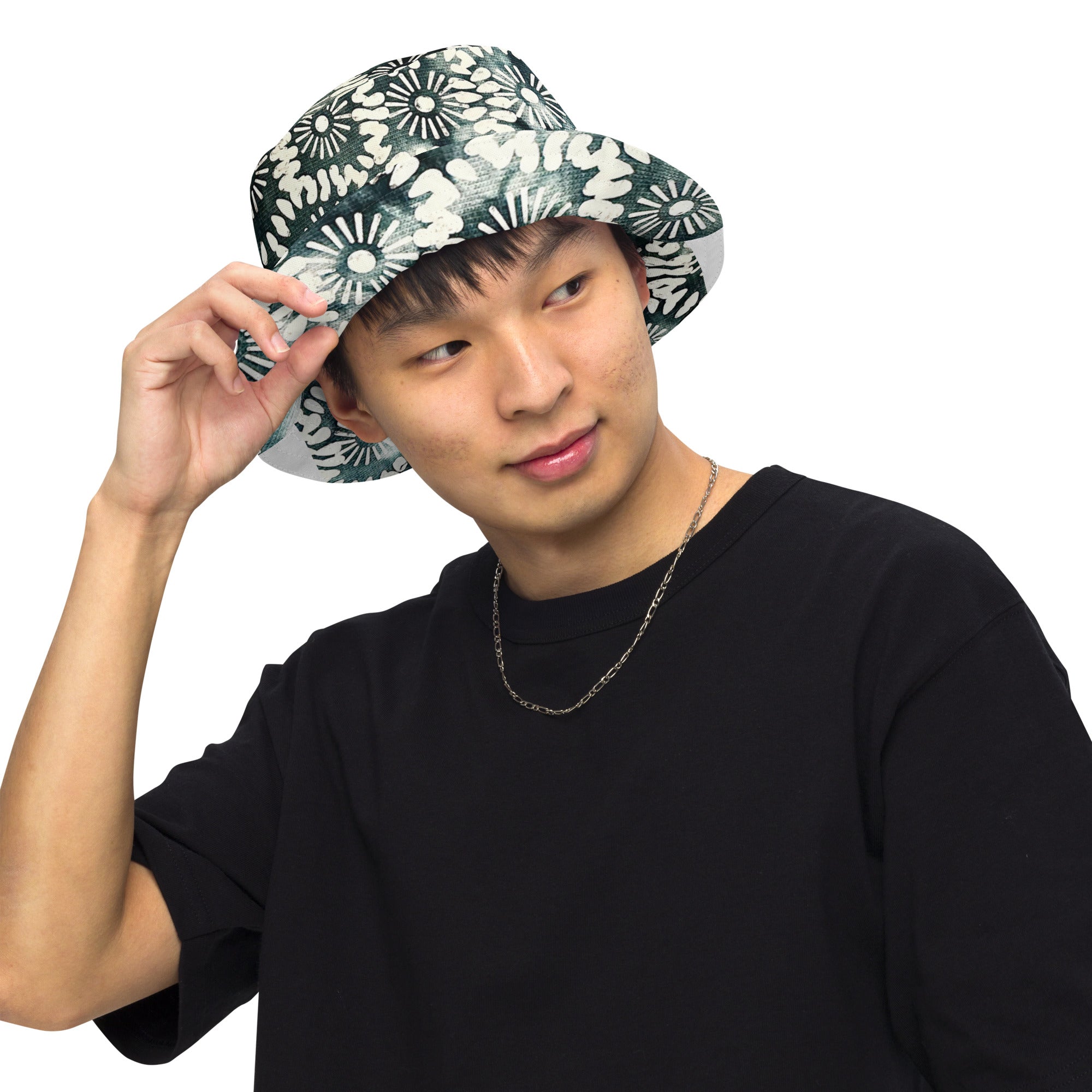 Reversible bucket hat