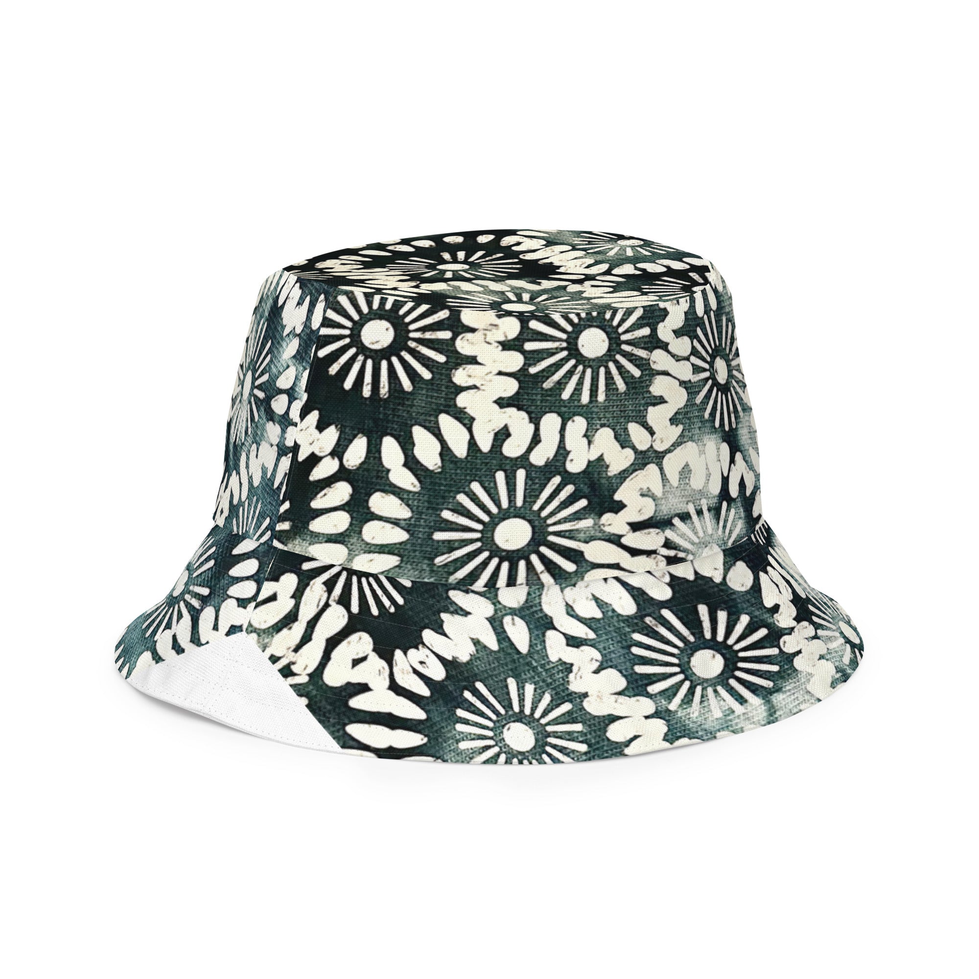 Reversible bucket hat