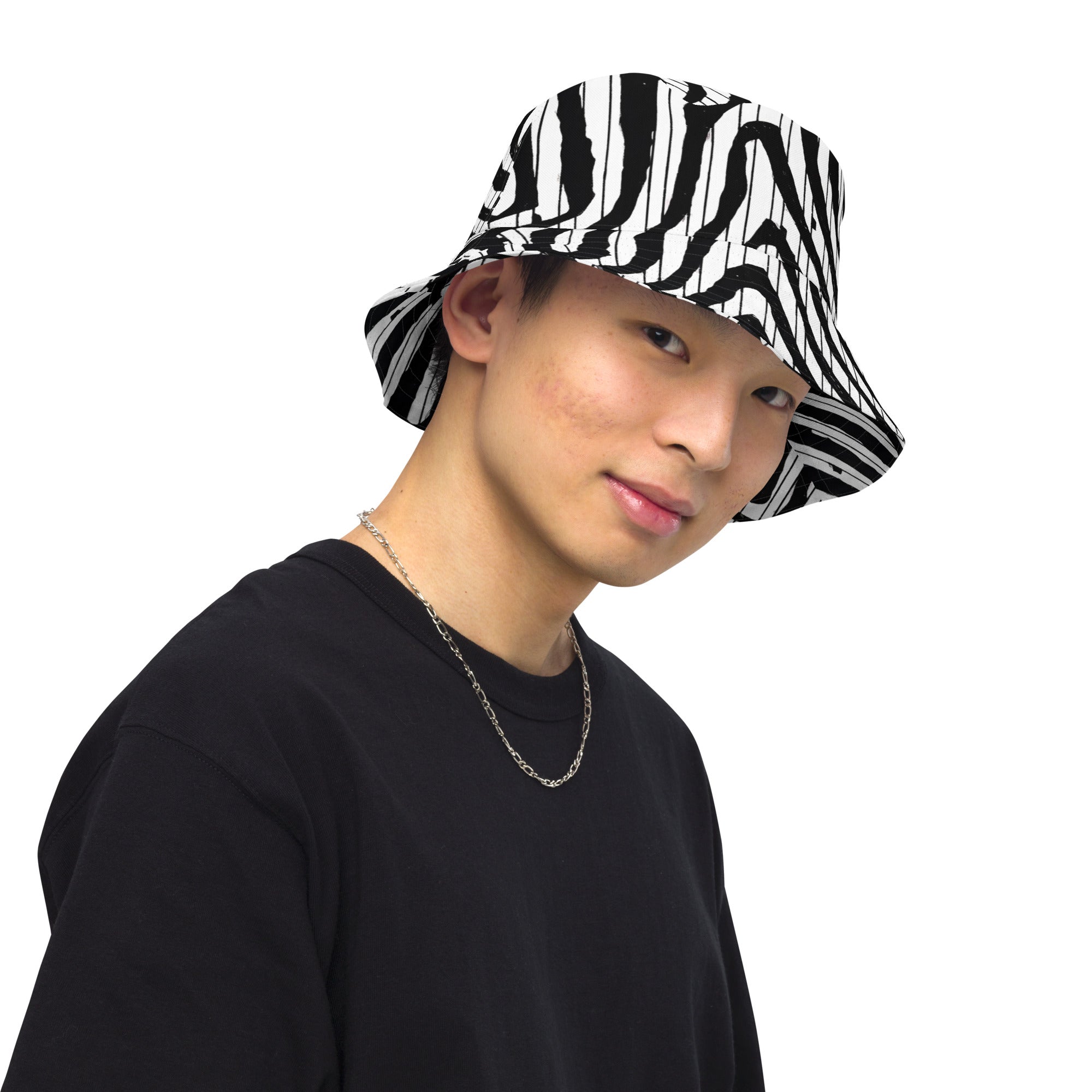 Flow Reversible Bucket Hat