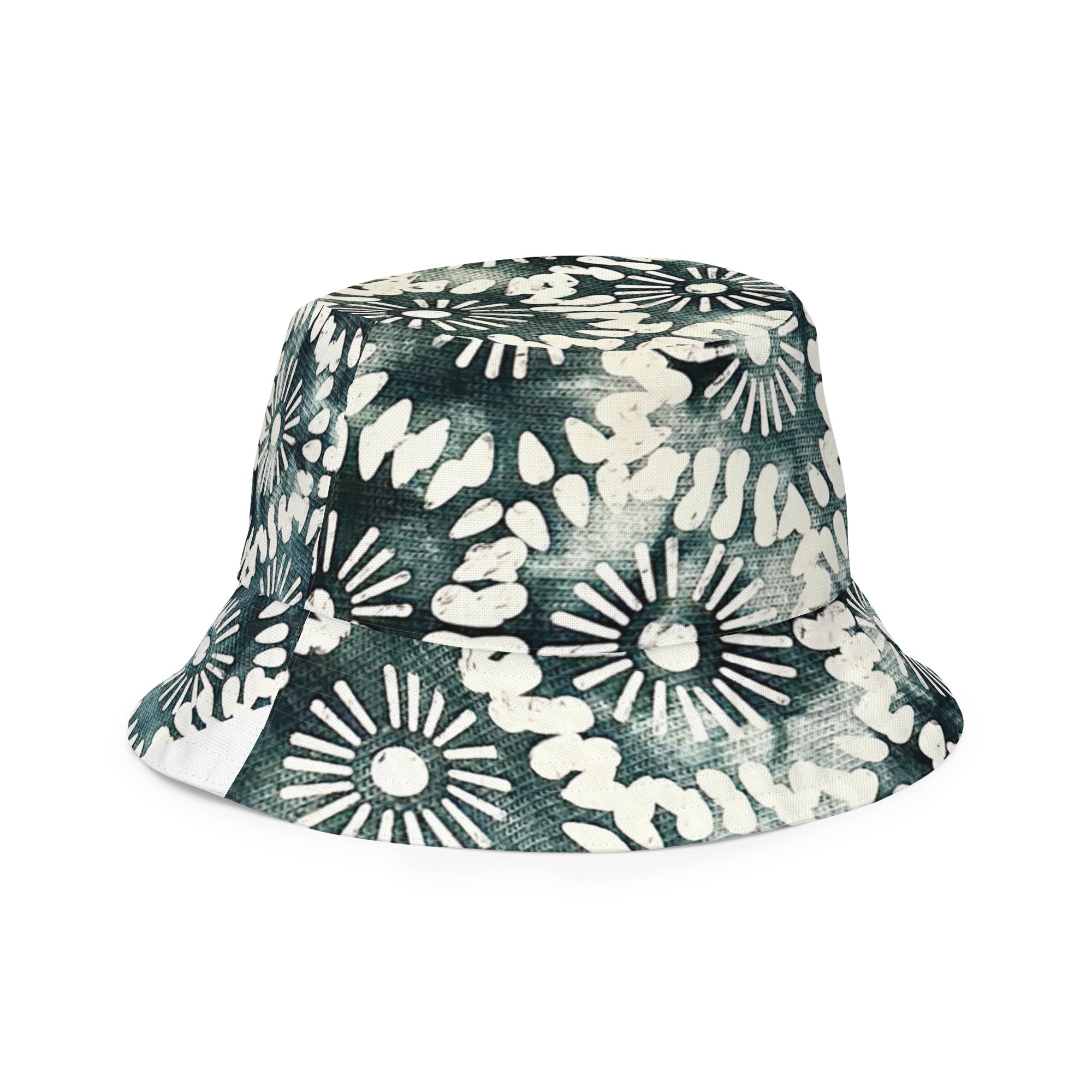 Reversible bucket hat