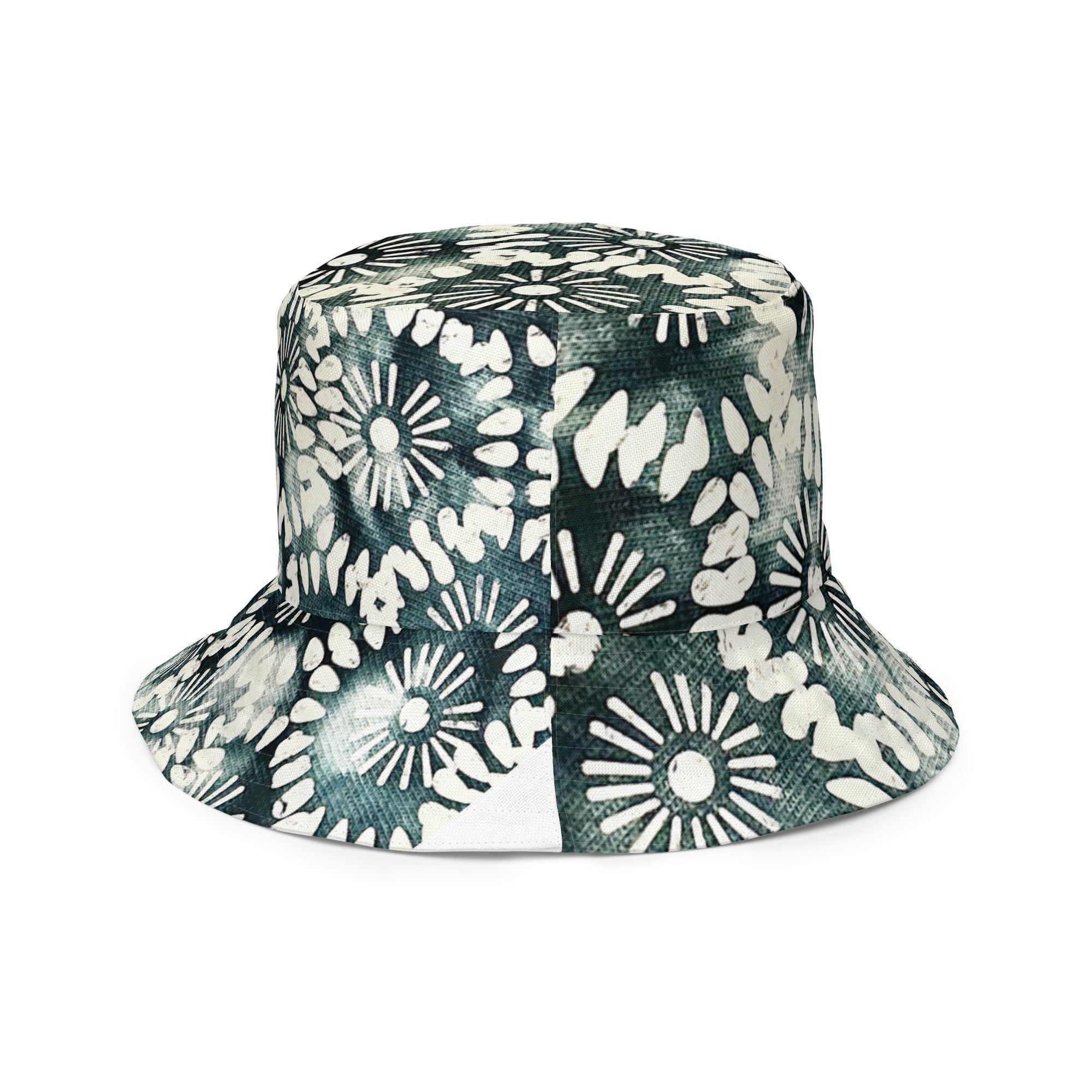 Reversible bucket hat