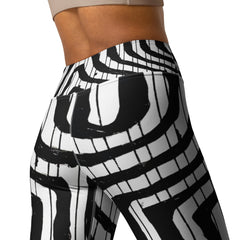 African Print Yoga Leggings | Black & White | Flow