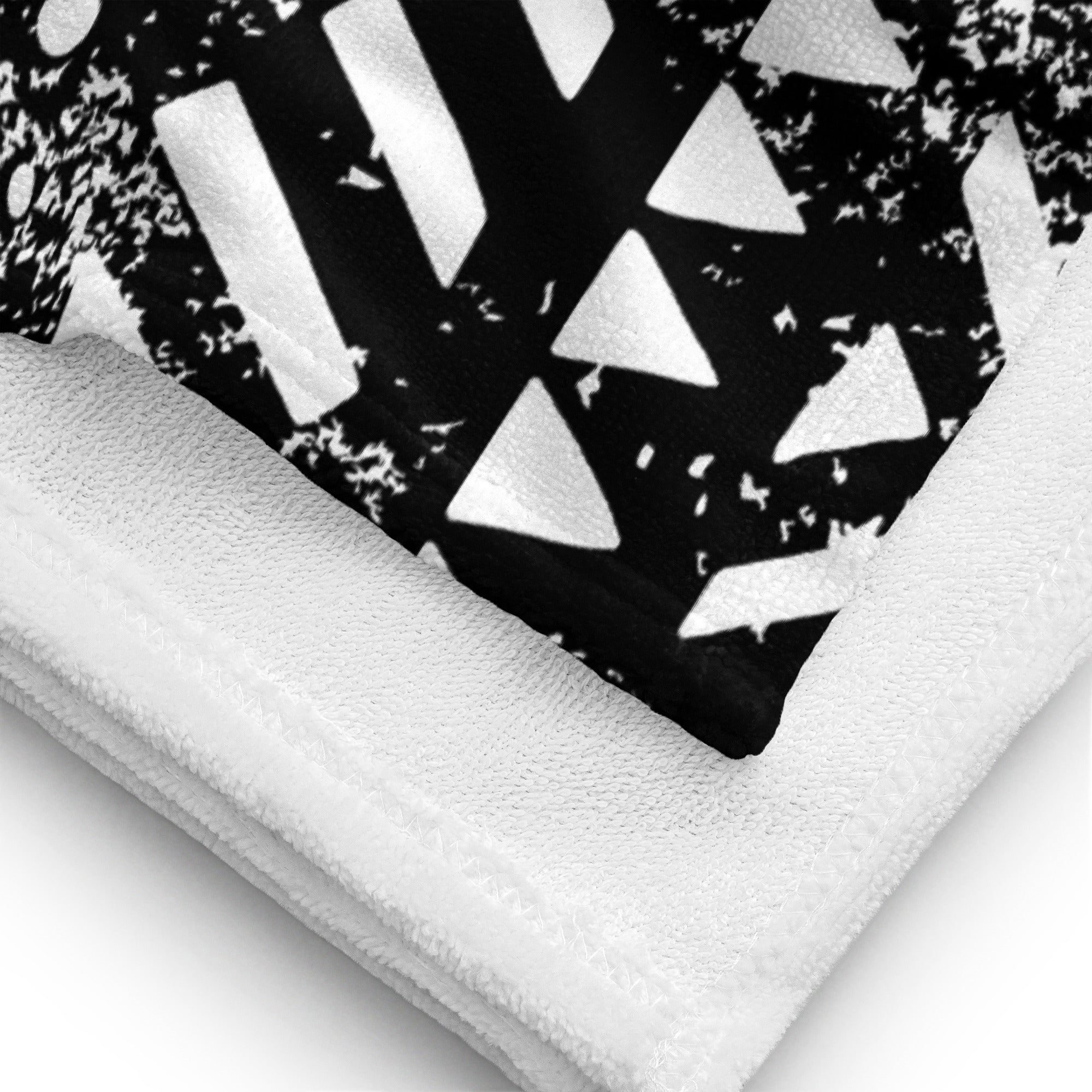 African Print Towel | Black and white | Oasis - Love Africa Print